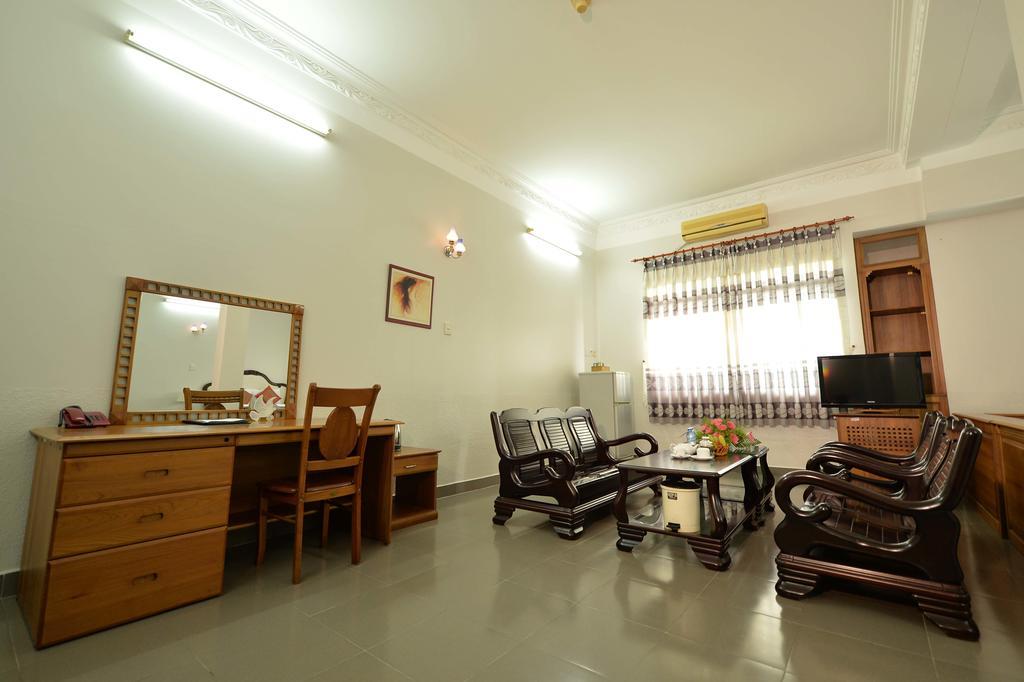 Hoa Binh 2 Hotel Long Xuyên Eksteriør billede