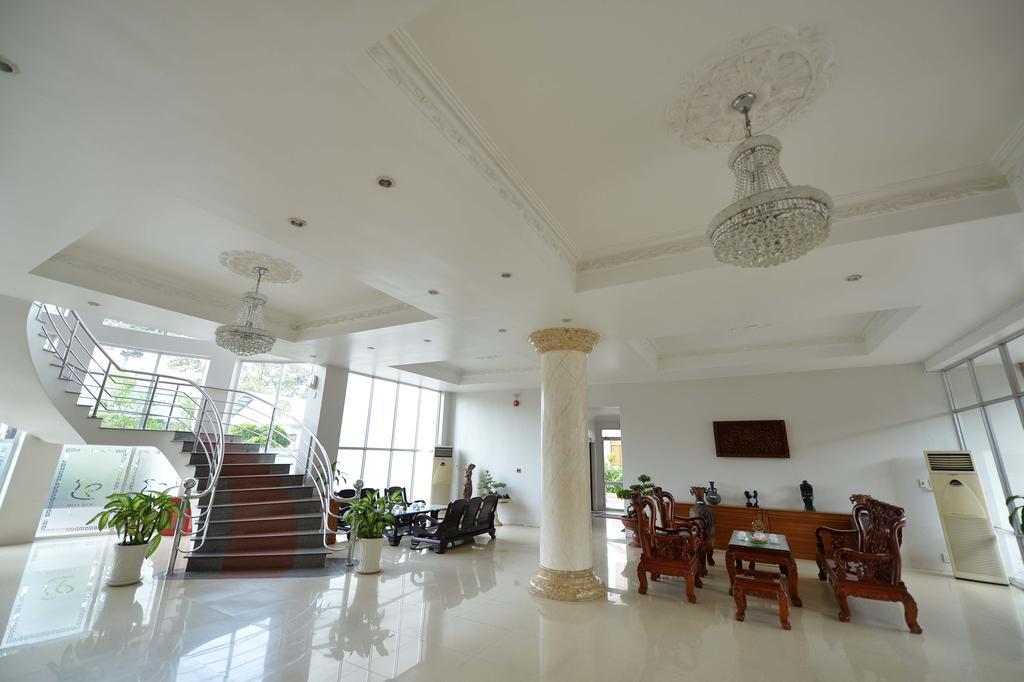 Hoa Binh 2 Hotel Long Xuyên Eksteriør billede
